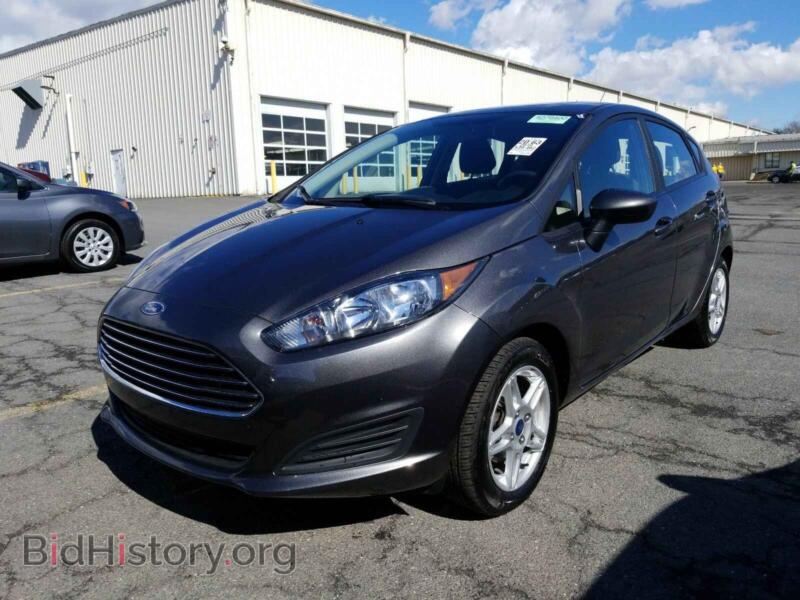 2018 Ford FIESTA SE Hatch (VIN 3FADP4EJ1JM112574) — photo 1 of 11