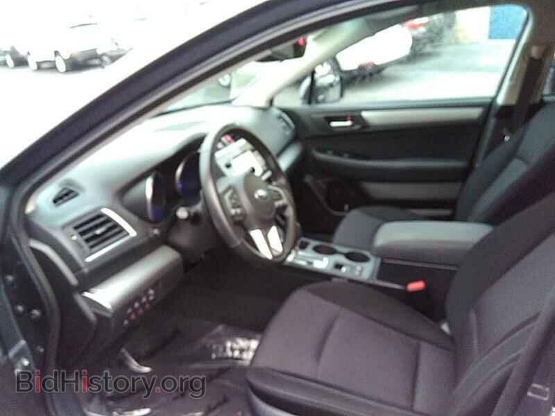 2017 Subaru Outback - VIN: 4S4BSAFC3H3202671 - Фото 3
