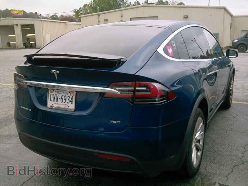 2018 Tesla Model X - VIN: 5YJXCBE23JF104304 - Фото 2