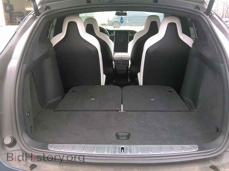 2018 Tesla Model X - VIN: 5YJXCBE23JF104304 - Фото 7