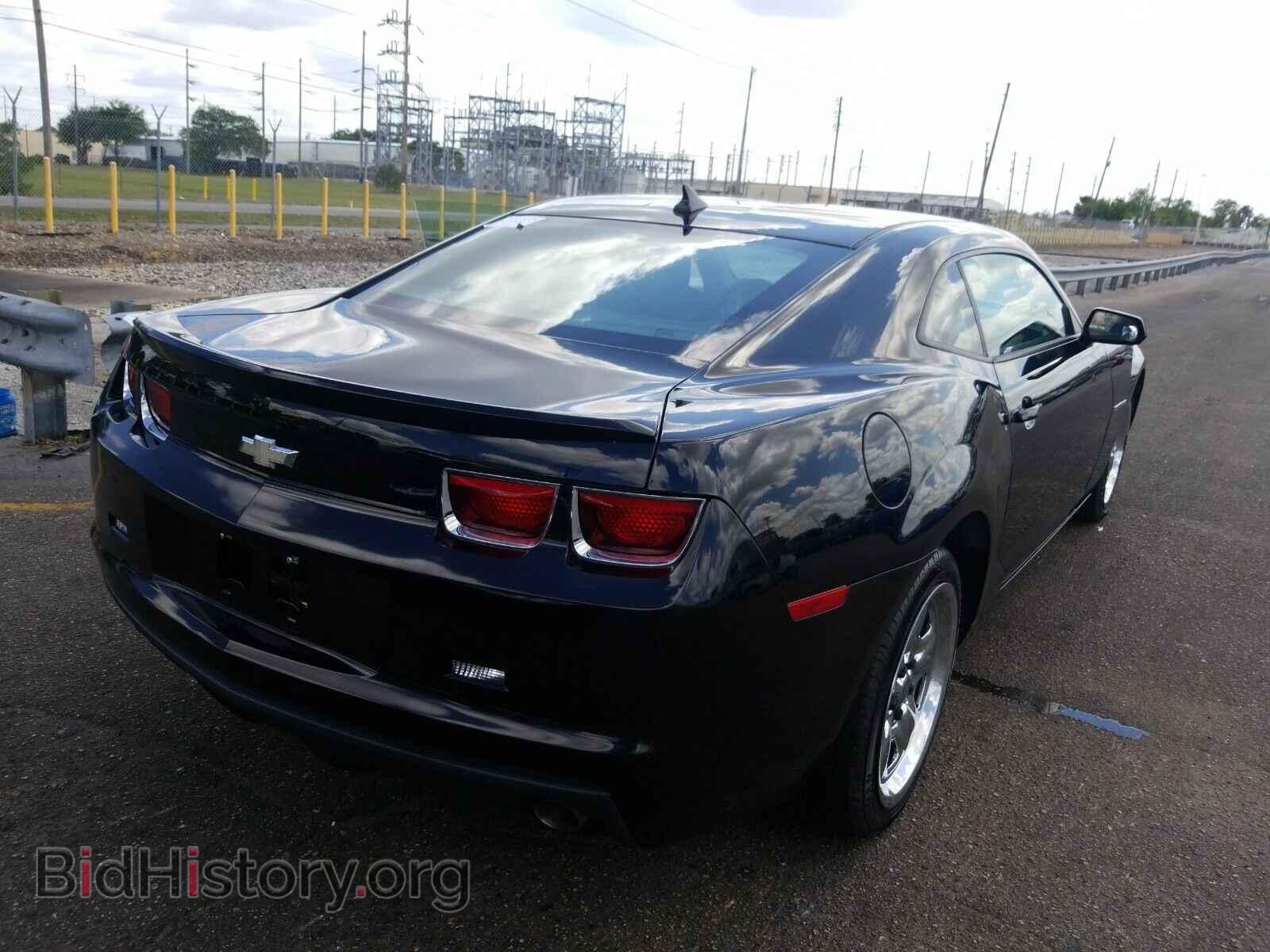 2012 Chevrolet Camaro - VIN: 2G1FA1E3XC9125123 - Фото 2