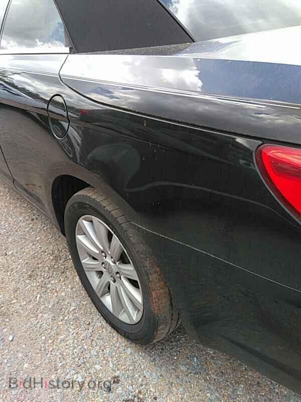 2011 Chrysler 200 - VIN: 1C3BC2EB7BN542731 - Фото 17