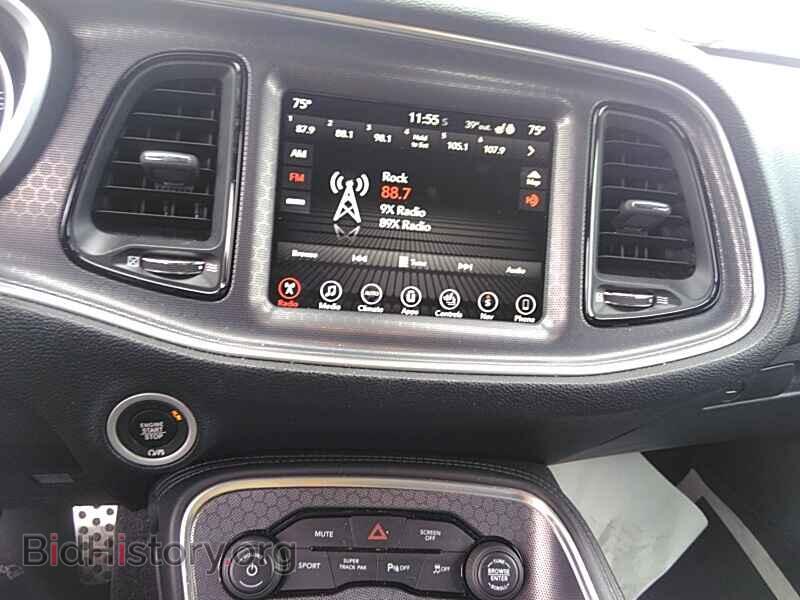2017 Dodge Challenger - VIN: 2C3CDZGG2HH581036 - Фото 4