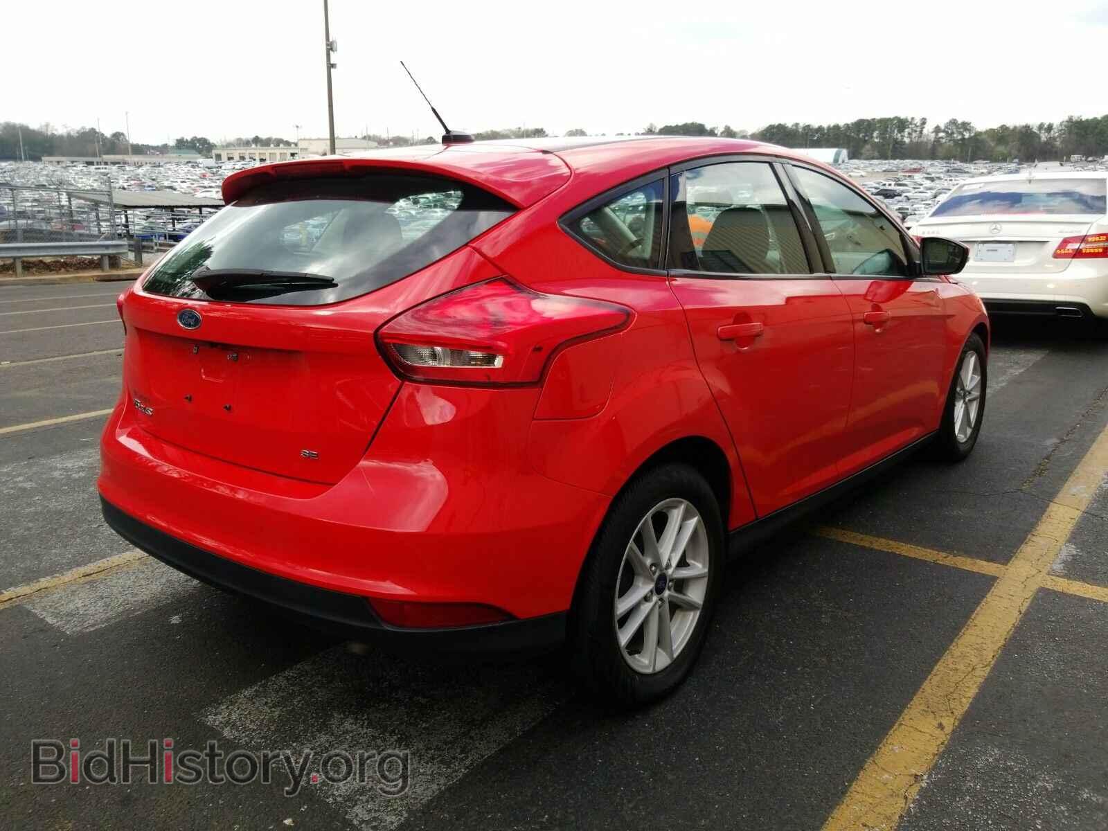 2017 Ford Focus - VIN: 1FADP3K2XHL226091 - Фото 2