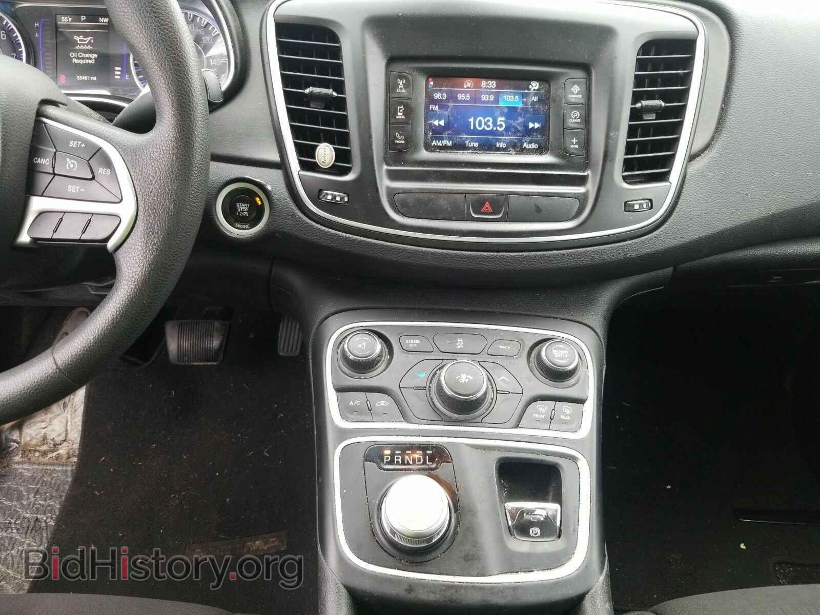 2016 Chrysler 200 - VIN: 1C3CCCAB6GN127780 - Фото 4