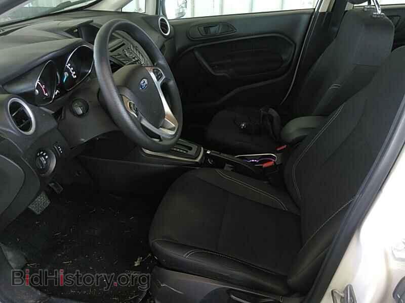 2018 Ford Fiesta - VIN: 3FADP4EJXJM138123 - Фото 3
