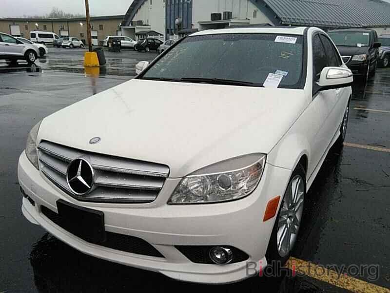 Photo WDDGF54X39R054926 - Mercedes-Benz C-Class 2009