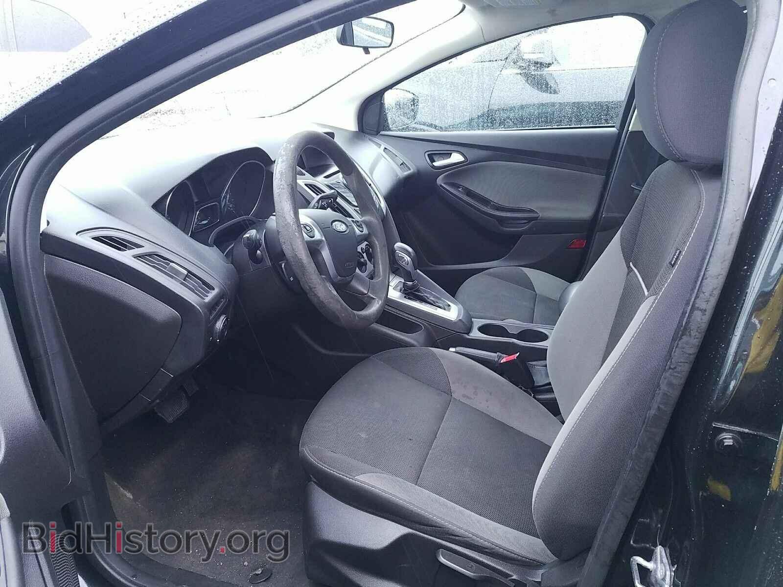 2014 Ford Focus - VIN: 1FADP3F22EL417896 - Фото 3