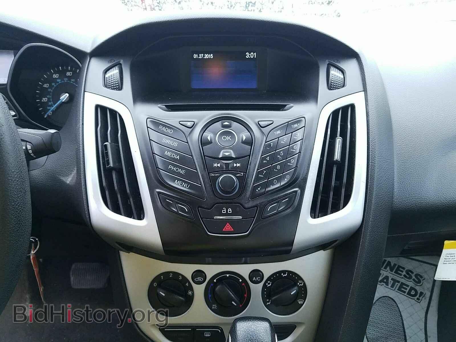 2014 Ford Focus - VIN: 1FADP3F22EL417896 - Фото 4