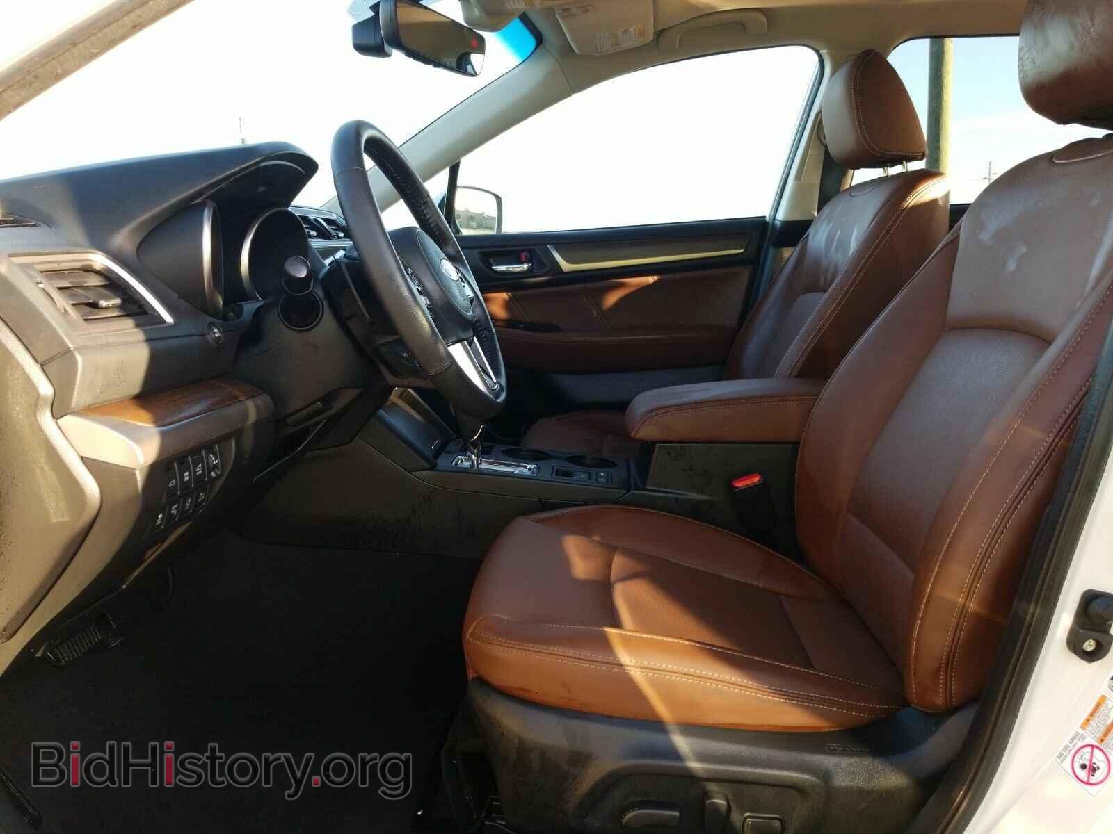 2017 Subaru Outback - VIN: 4S4BSATC4H3363115 - Фото 3