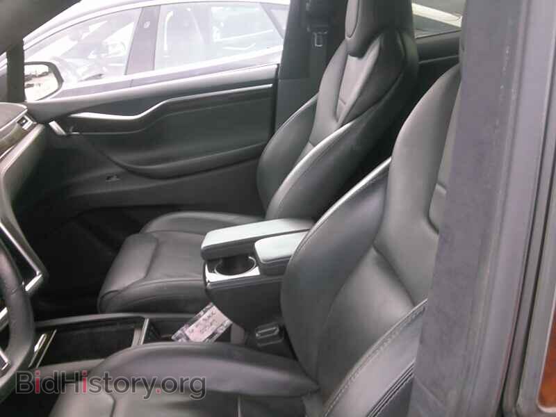 2016 Tesla Model X - VIN: 5YJXCBE20GF025617 - Фото 3