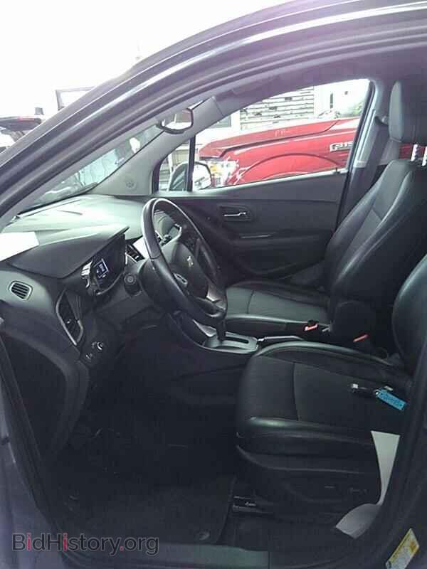 2017 Chevrolet Trax - VIN: 3GNCJPSB8HL191707 - Фото 3