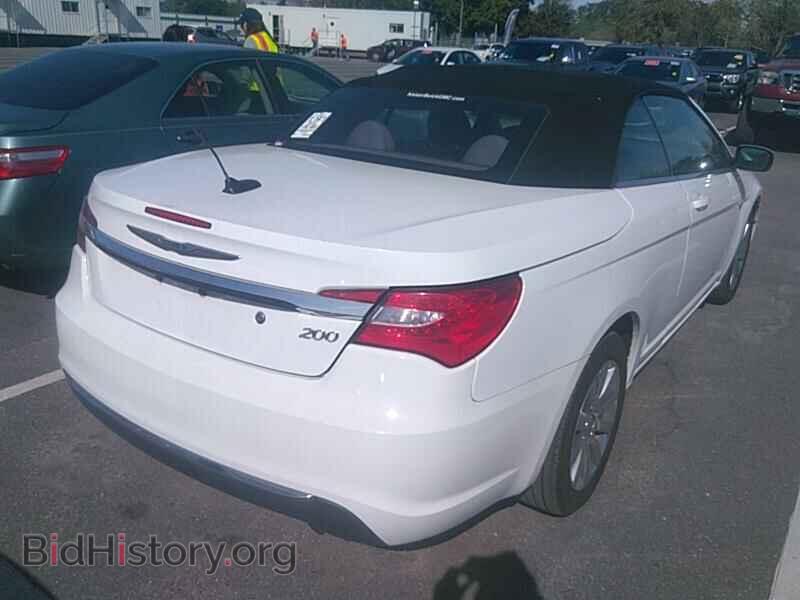2012 Chrysler 200 - VIN: 1C3BCBEBXCN218867 - Фото 2
