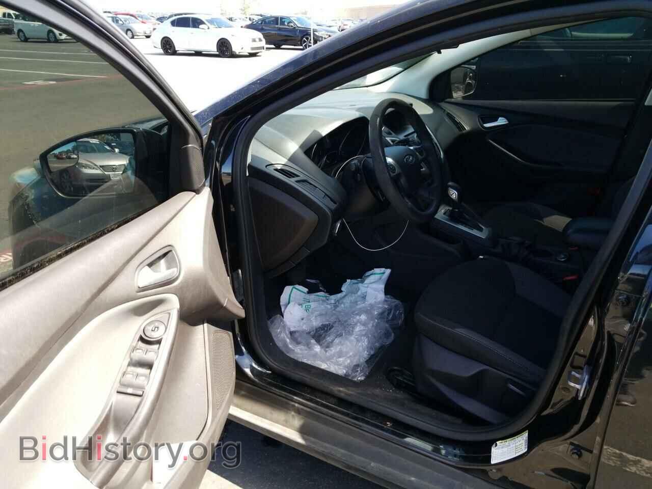 2013 Ford Focus - VIN: 1FADP3K27DL337143 - Фото 3