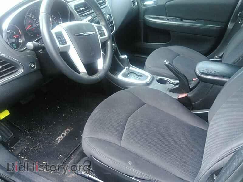 2013 Chrysler 200 - VIN: 1C3CCBBB2DN549775 - Photo 3