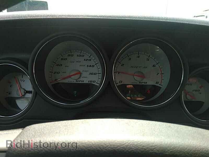 2009 Dodge Challenger - VIN: 2B3LJ74W39H562941 - Фото 5
