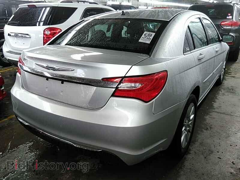 2011 Chrysler 200 - VIN: 1C3BC4FB1BN552942 - Фото 2