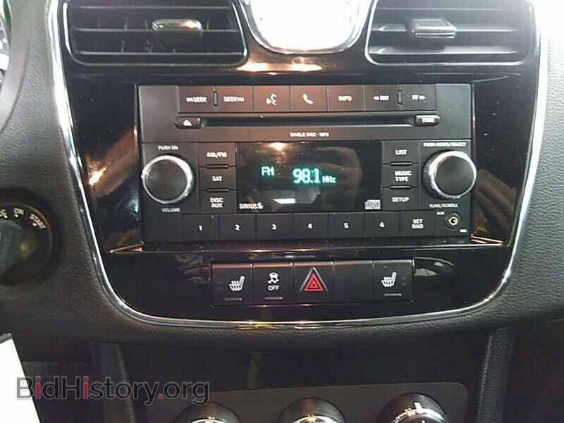 2011 Chrysler 200 - VIN: 1C3BC4FB1BN552942 - Фото 4