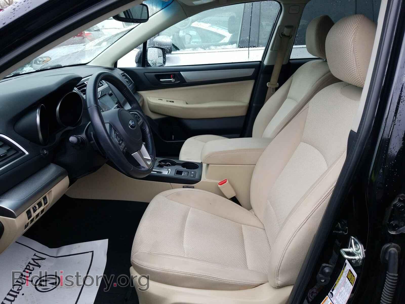 2017 Subaru Outback - VIN: 4S4BSADC5H3369570 - Фото 3