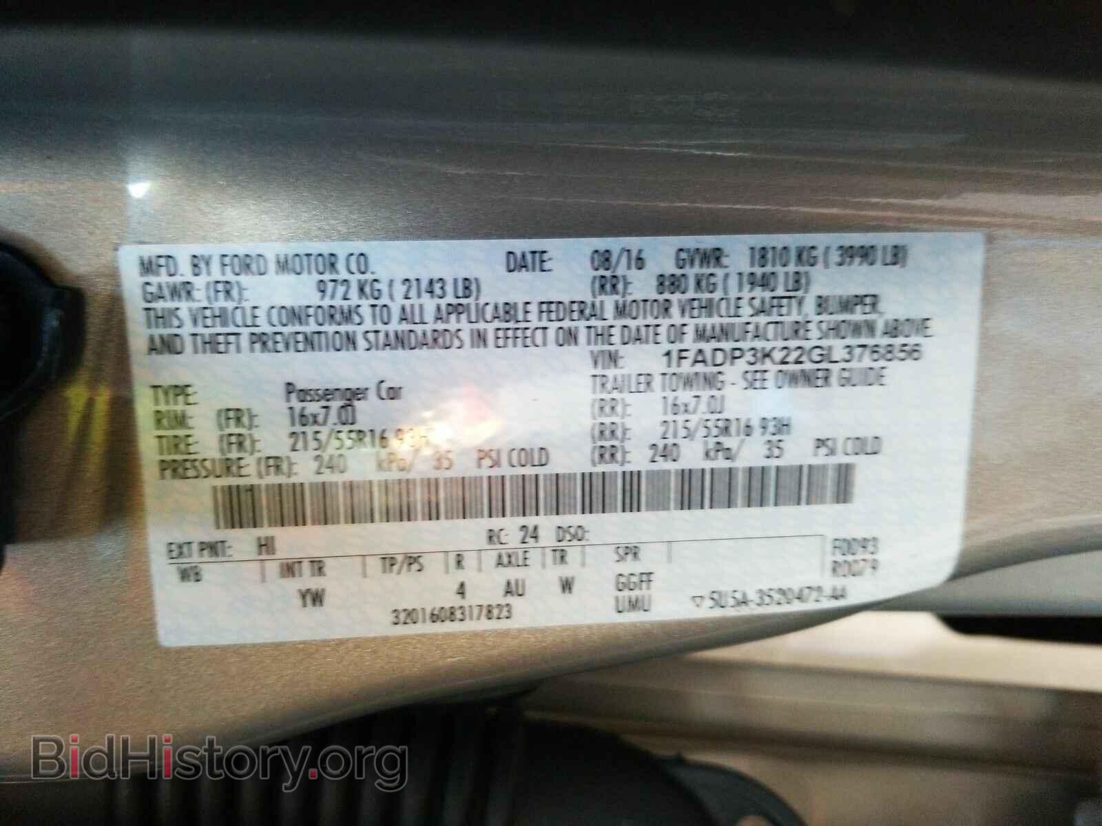 2016 Ford Focus - VIN: 1FADP3K22GL376856 - Photo 6