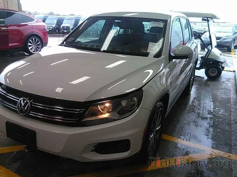 Photo WVGBV7AX4HK047817 - Volkswagen Tiguan Limited 2017