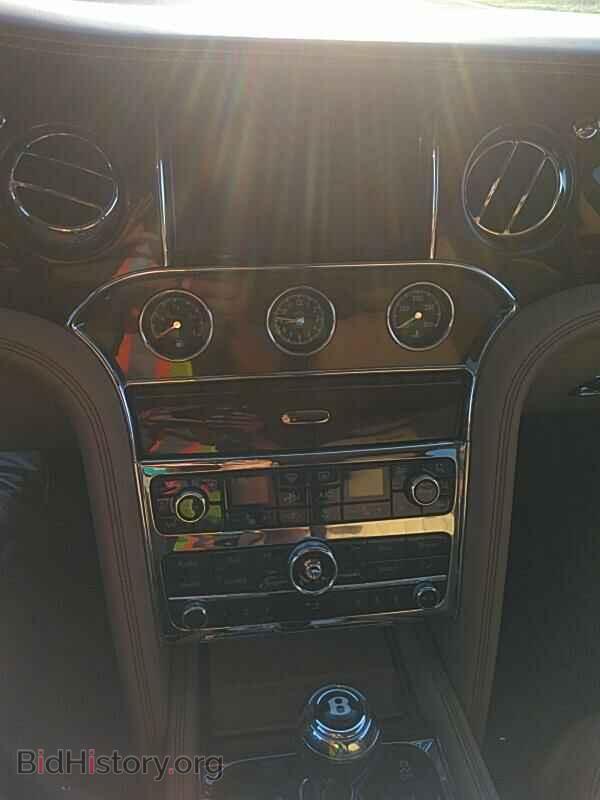 2017 Bentley Mulsanne - VIN: SCBBF7ZH0HC003020 - Фото 4