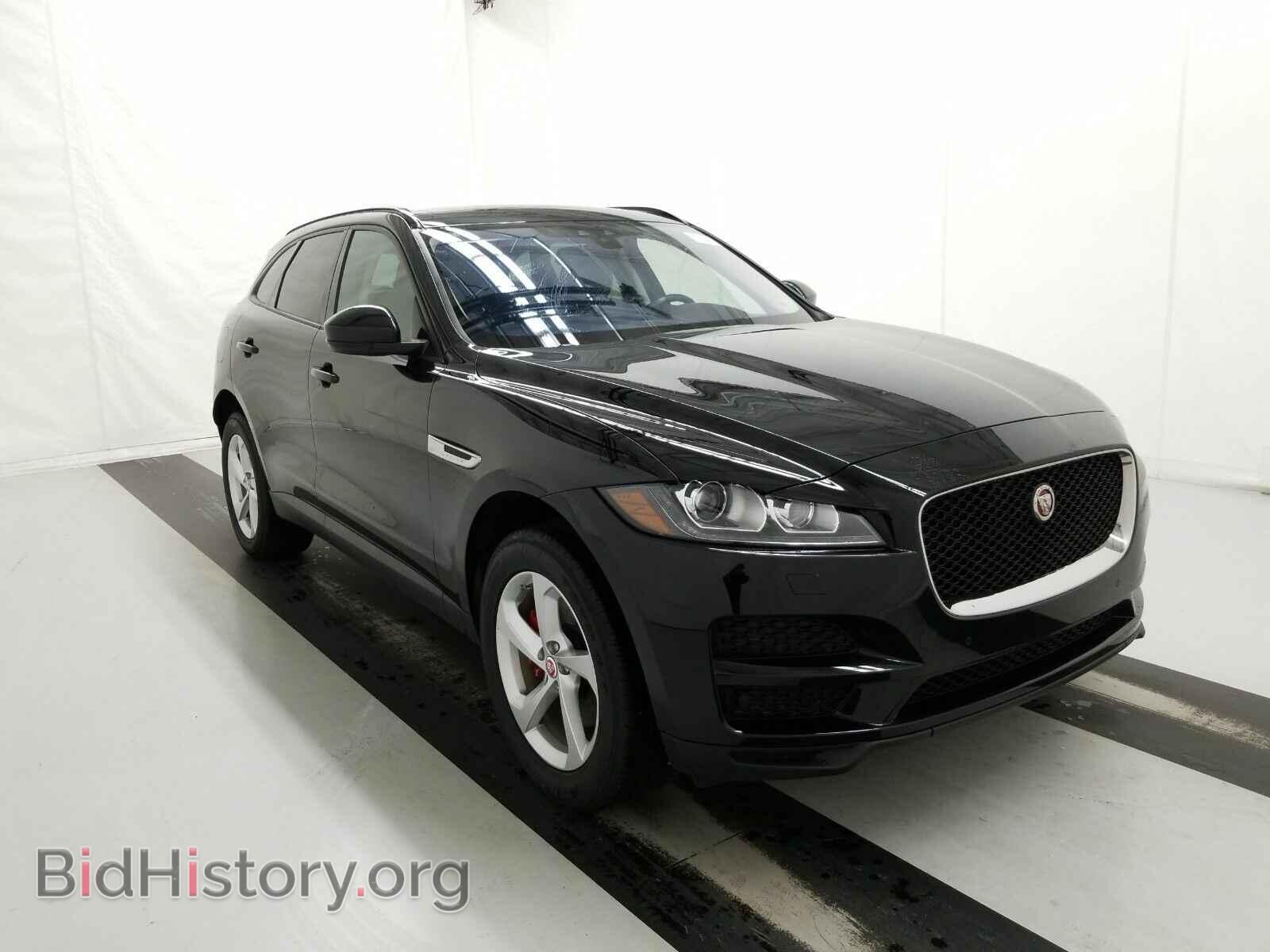 2017 Jaguar F-PACE - VIN: SADCJ2BV9HA882097 - Фото 3