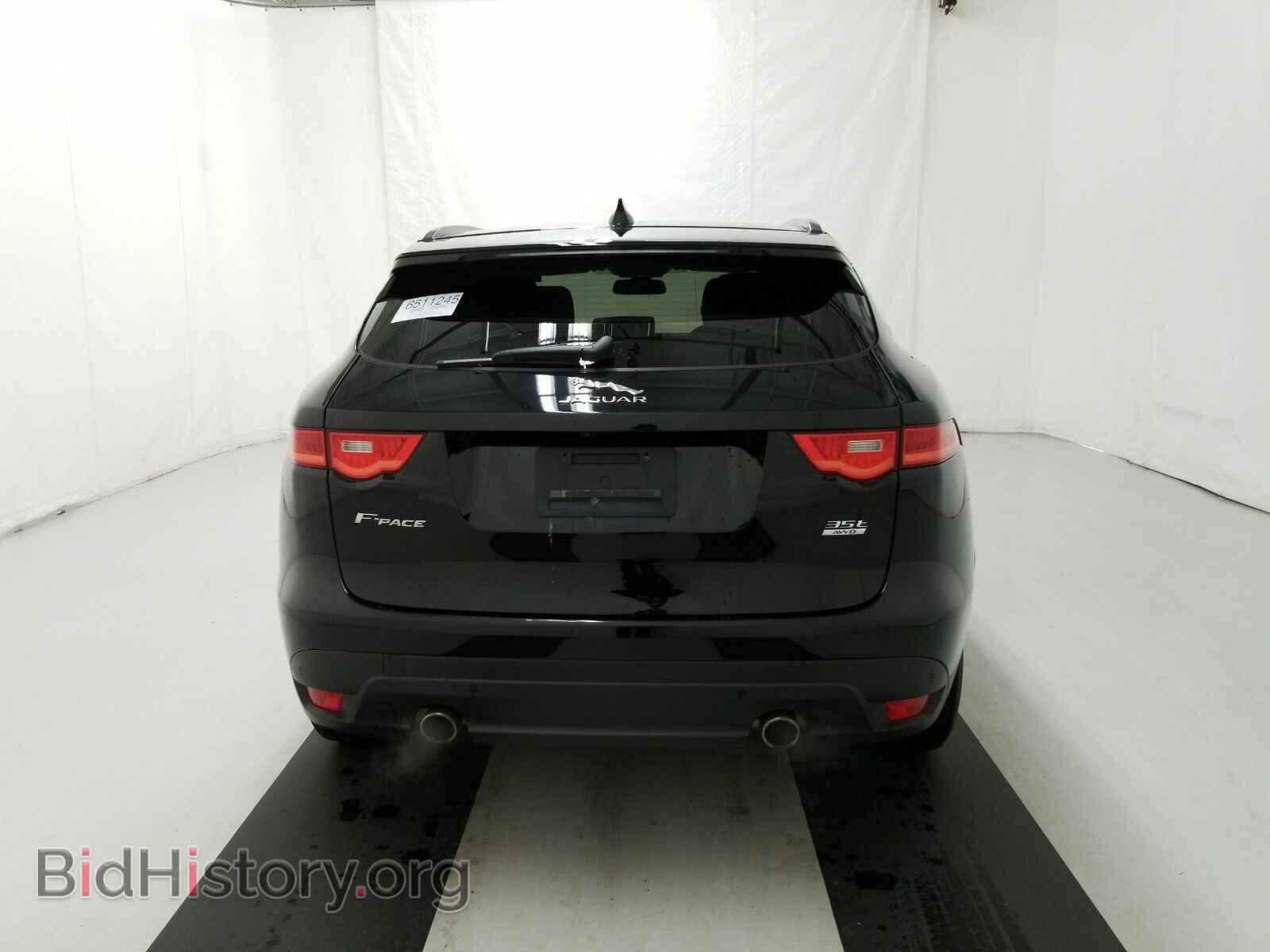 2017 Jaguar F-PACE - VIN: SADCJ2BV9HA882097 - Фото 5