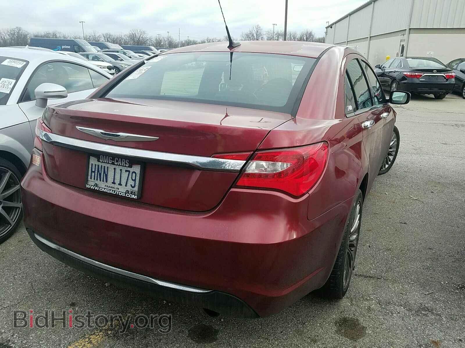 2011 Chrysler 200 - VIN: 1C3BC2FG7BN504314 - Фото 2