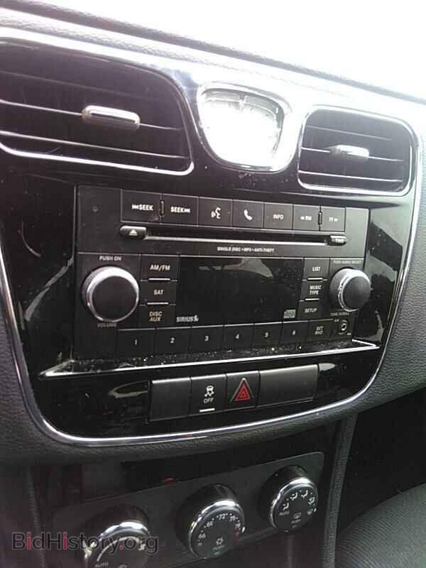 2012 Chrysler 200 - VIN: 1C3CCBBB5CN188797 - Фото 4
