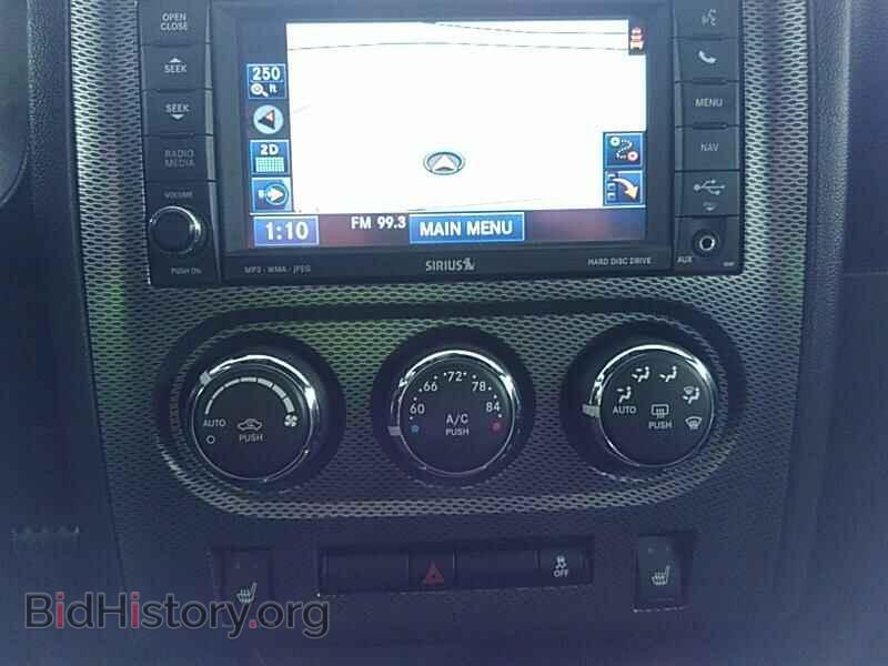2011 Dodge Challenger - VIN: 2B3CJ5DT0BH565702 - Photo 4