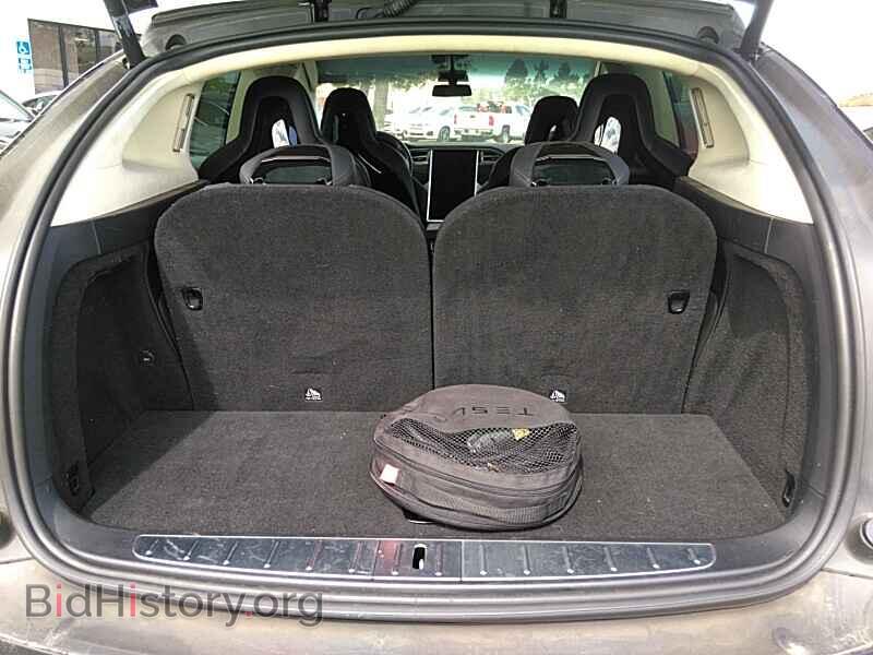 2016 Tesla Model X - VIN: 5YJXCBE26GF009227 - Фото 7