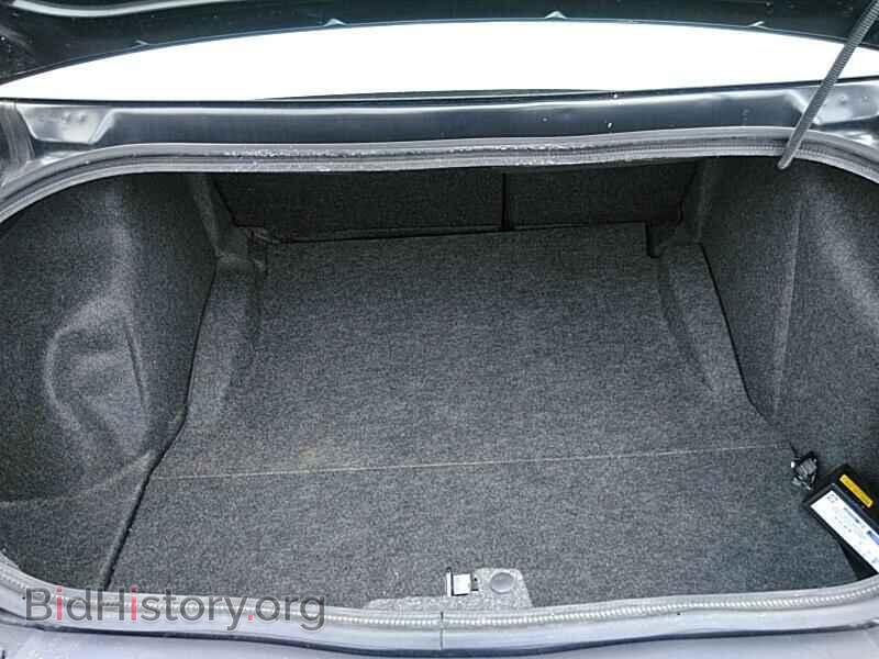 2009 Dodge Challenger - VIN: 2B3LJ54T39H541484 - Фото 7