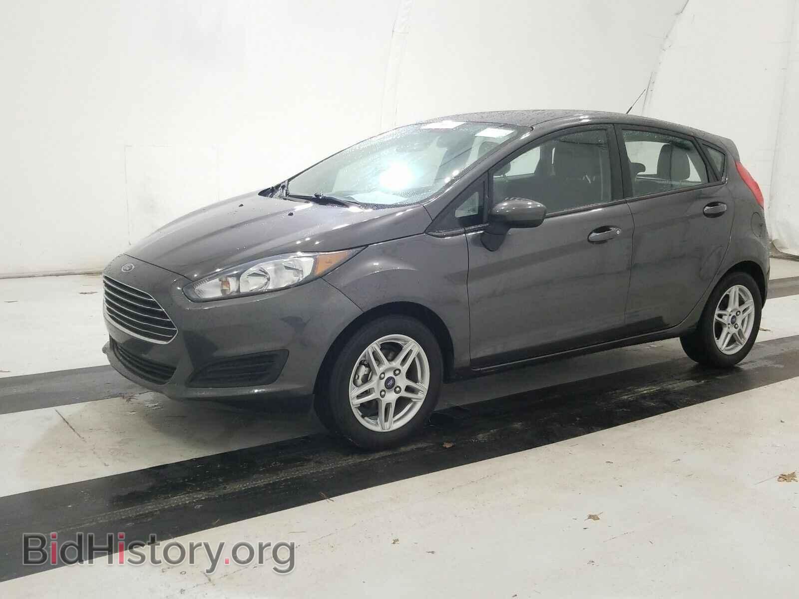 Photo 3FADP4EJ9JM101953 - Ford Fiesta 2018