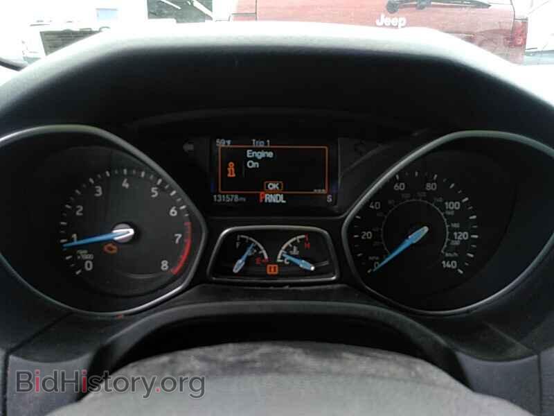2016 Ford Focus - VIN: 1FADP3F23GL232310 - Photo 5
