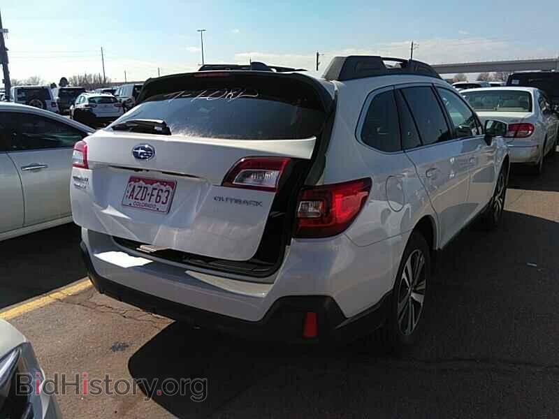2019 Subaru Outback - VIN: 4S4BSANC4K3359618 - Фото 2