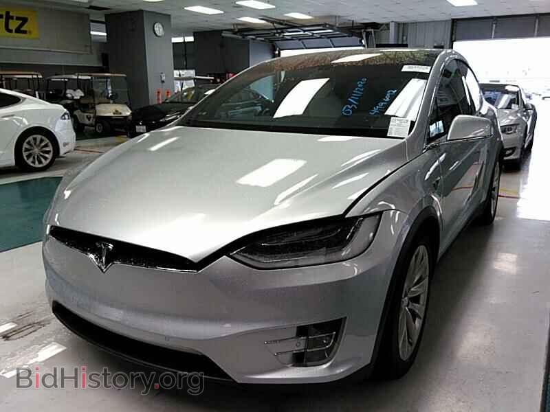 Photo 5YJXCAE25GF019726 - Tesla Model X 2016