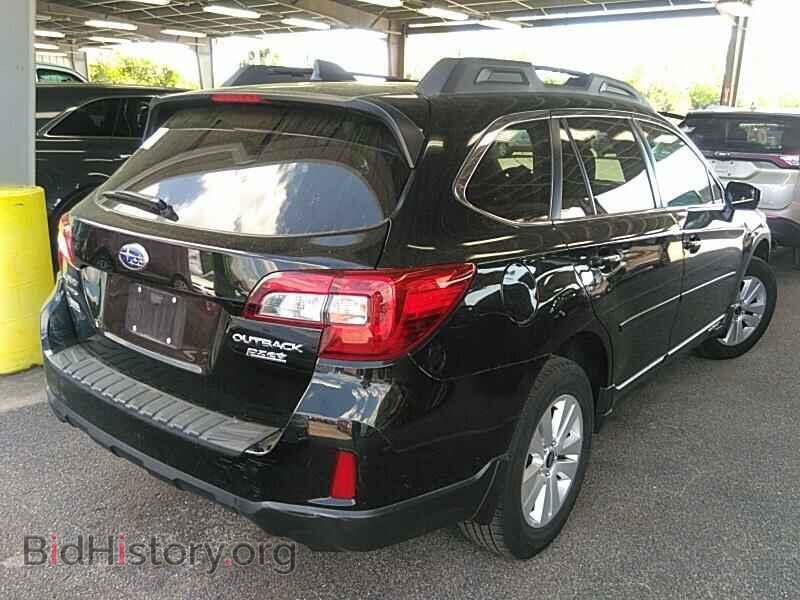 2017 Subaru Outback - VIN: 4S4BSADC4H3419939 - Фото 2