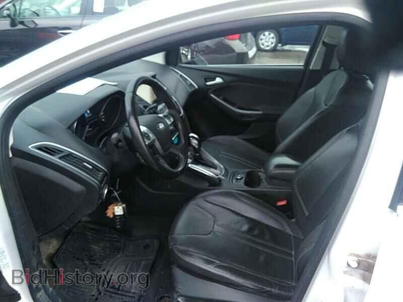 2013 Ford Focus - VIN: 1FADP3J27DL165696 - Photo 3