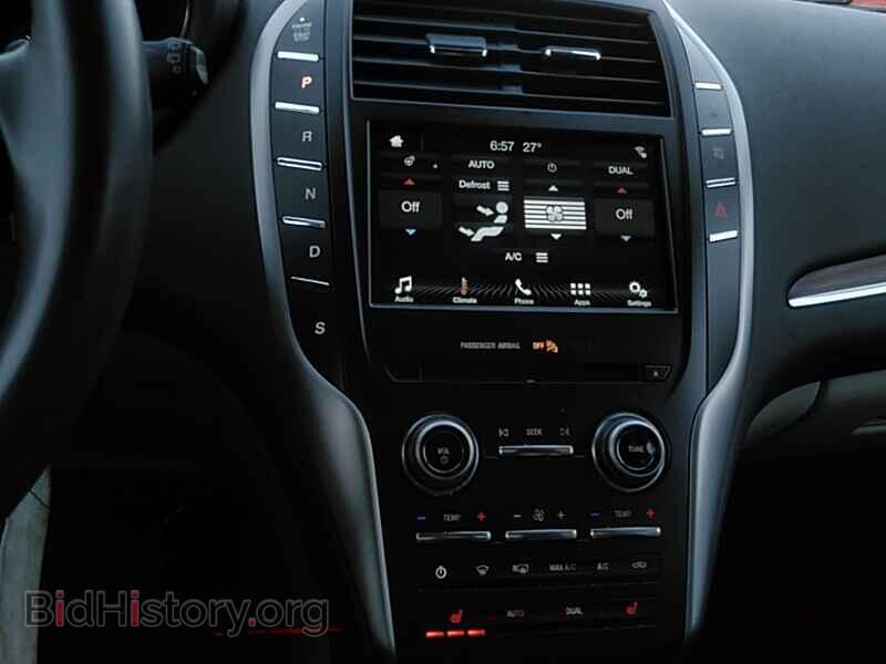2017 Lincoln MKC - VIN: 5LMCJ2C94HUL20970 - Photo 4