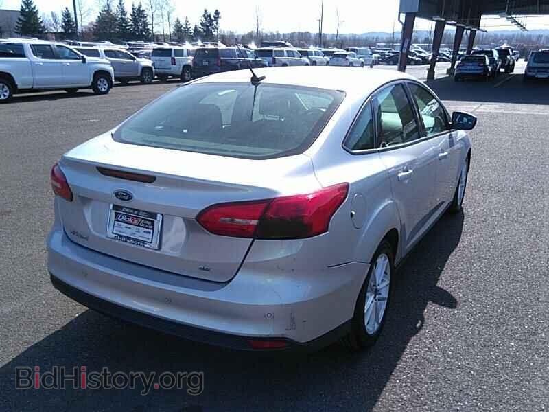 2015 Ford Focus - VIN: 1FADP3F27FL306911 - Фото 2