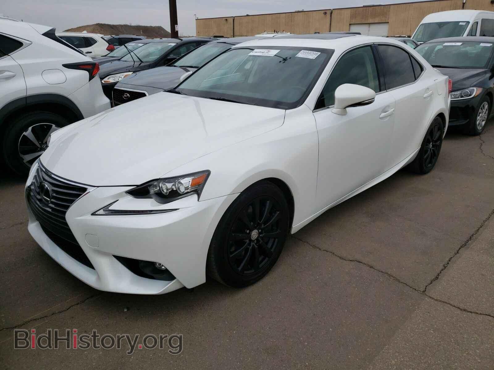 Photo JTHCM1D25G5011624 - Lexus IS 300 2016