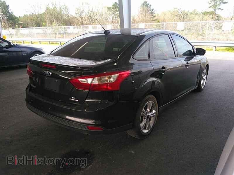 2013 Ford Focus - VIN: 1FADP3F21DL305816 - Photo 2