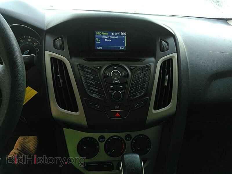 2013 Ford Focus - VIN: 1FADP3F21DL305816 - Photo 4