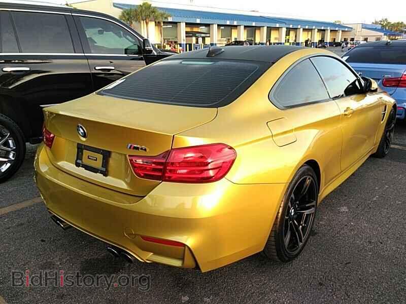 2015 BMW M4 - VIN: WBS3R9C51FK333506 - Фото 2