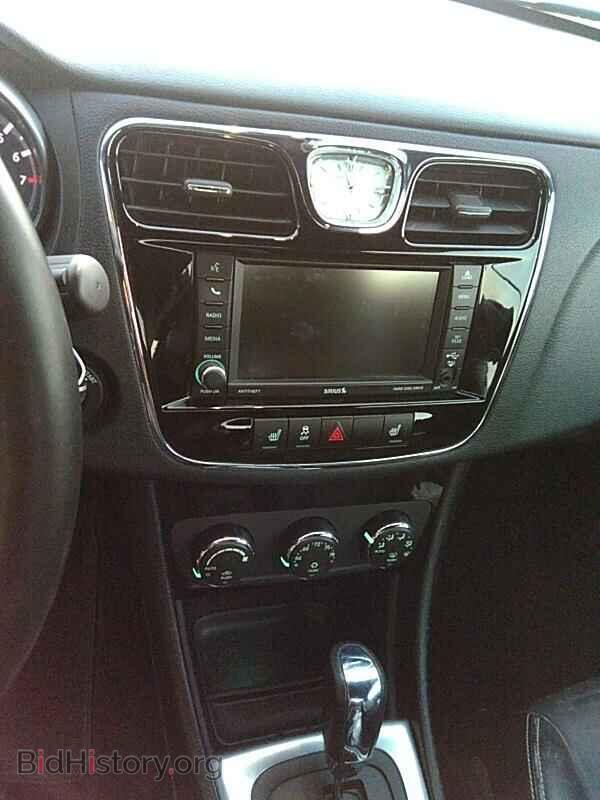2012 Chrysler 200 - VIN: 1C3BCBFG7CN279815 - Фото 4