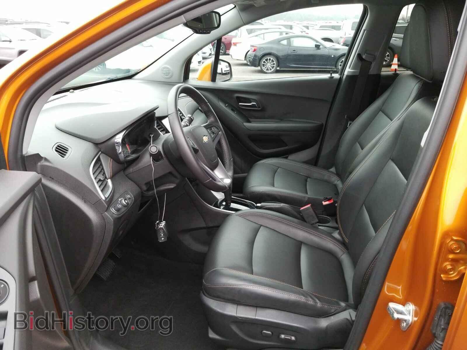 2017 Chevrolet Trax - VIN: 3GNCJRSB9HL159912 - Фото 3