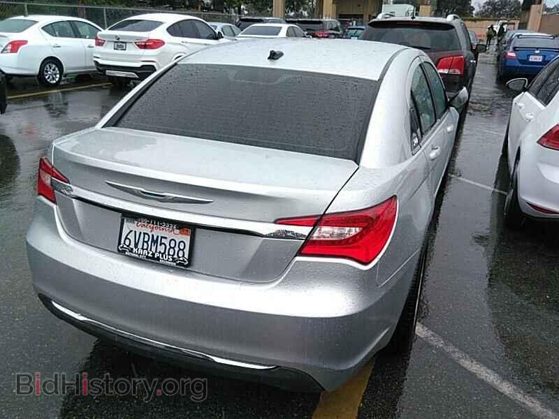 2012 Chrysler 200 - VIN: 1C3CCBAB6CN228726 - Фото 2
