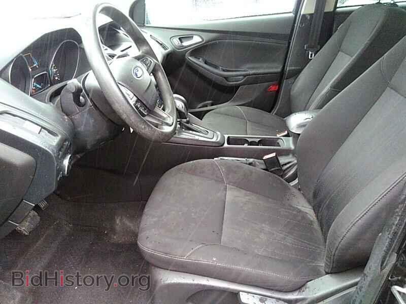2017 Ford Focus - VIN: 1FADP3F21HL219704 - Фото 3