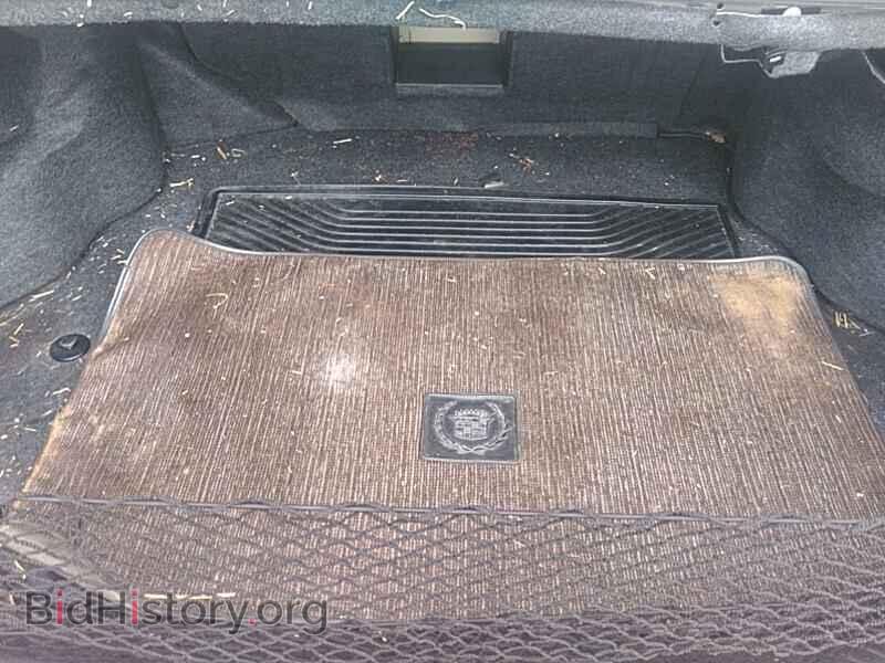 2002 Cadillac DeVille - VIN: 1G6KD54Y22U237663 - Photo 7